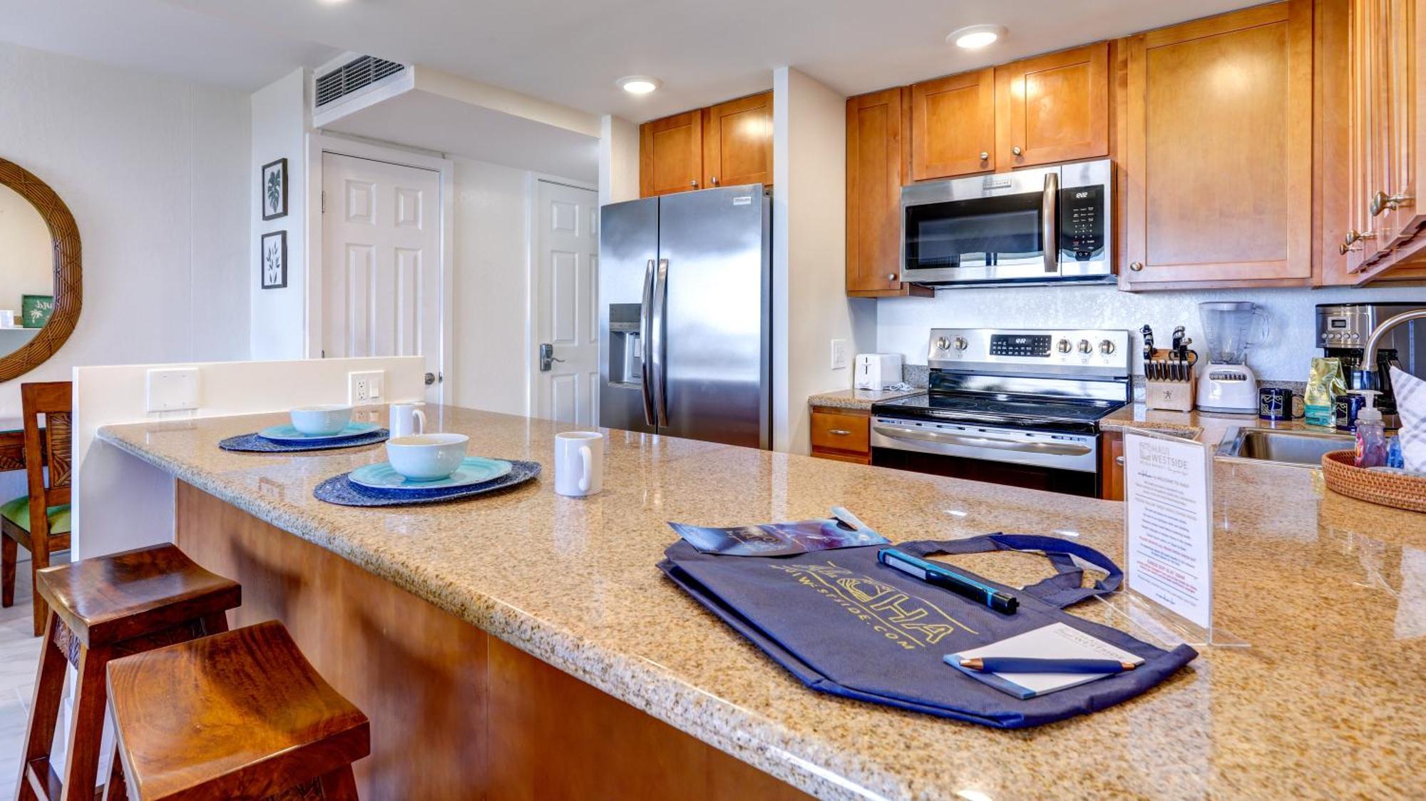 Maui Westside Presents: Kaanapali Shores 733 Stunning Ocean Views New Listing Lahaina Exterior foto
